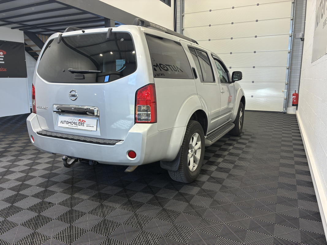 Nissan Pathfinder — 8