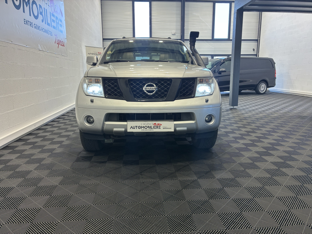 Nissan Pathfinder — 3