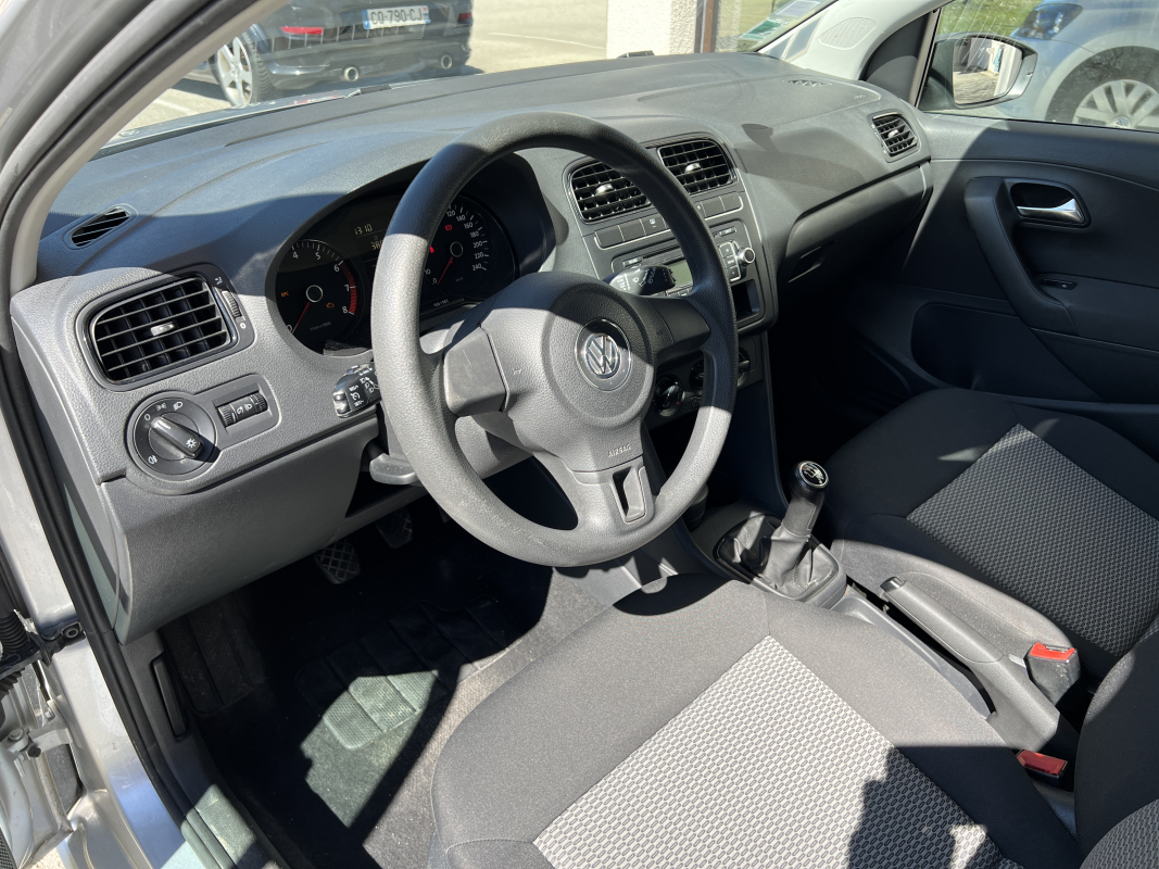 Volkswagen Polo — 11