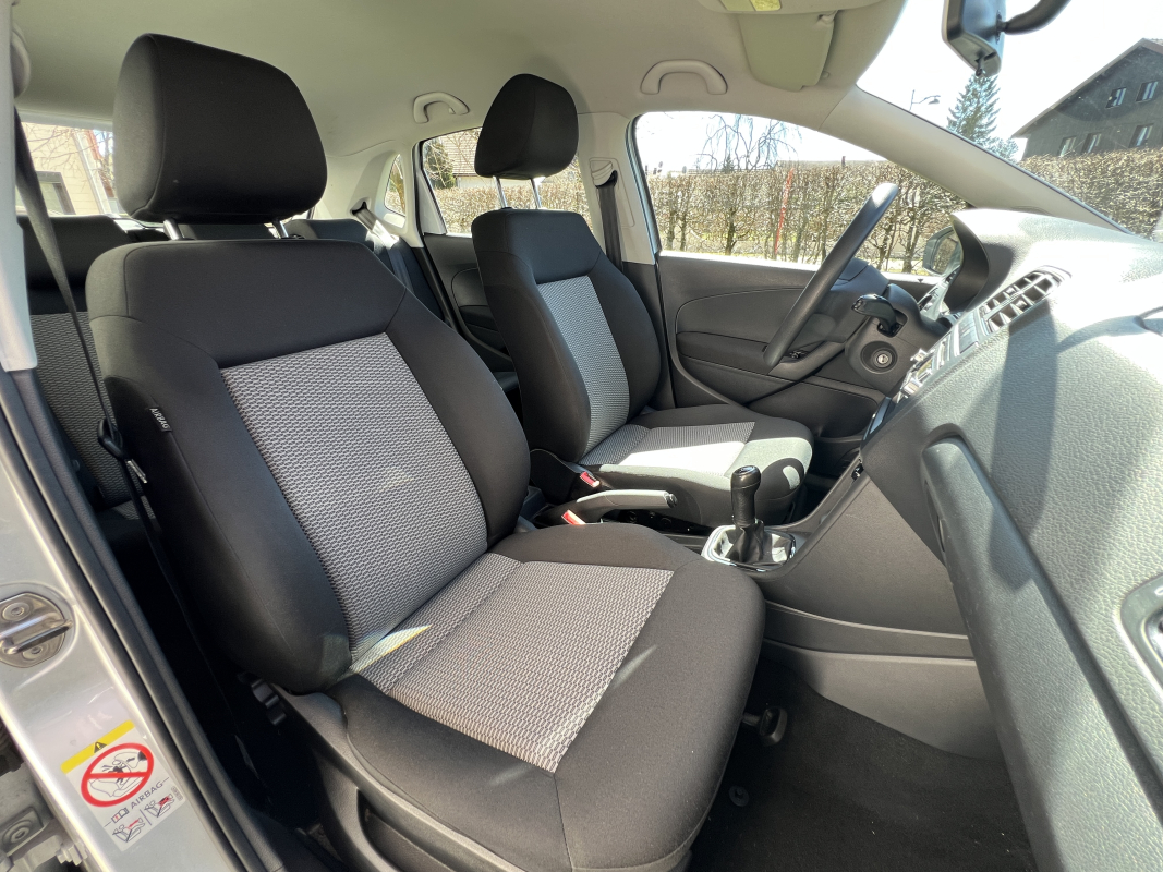 Volkswagen Polo — 13