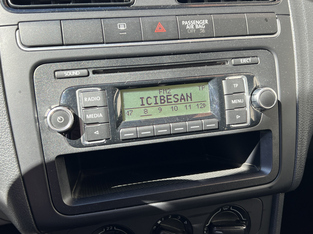Volkswagen Polo — 18