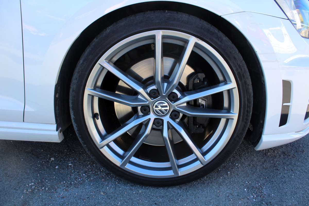 Volkswagen Golf — 10
