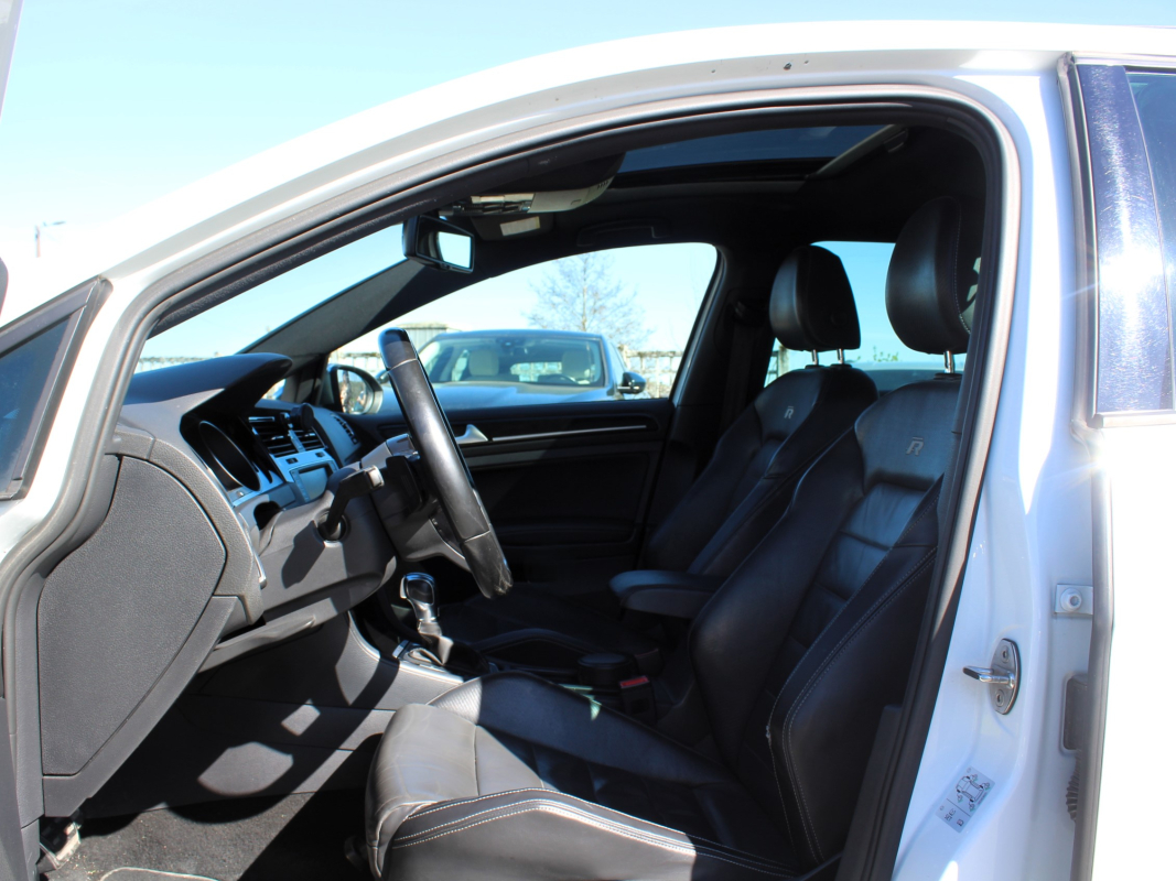 Volkswagen Golf — 12