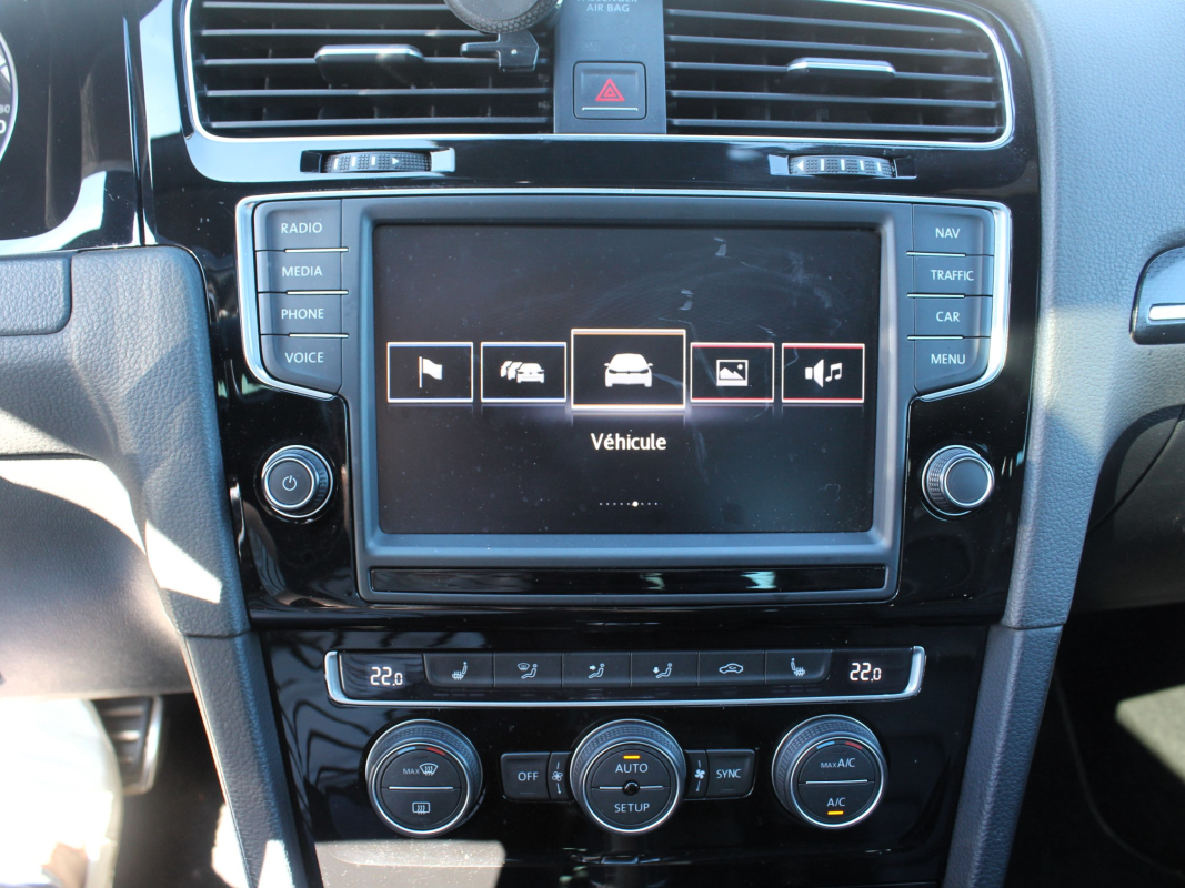 Volkswagen Golf — 16