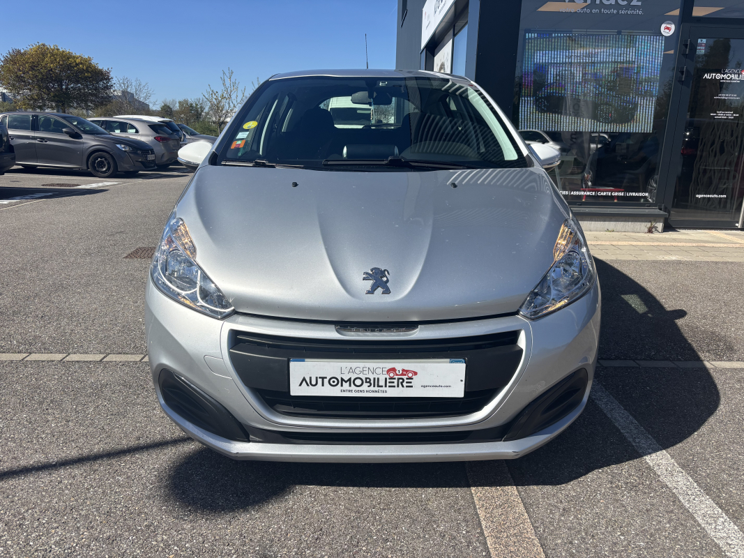 Peugeot 208 — 2