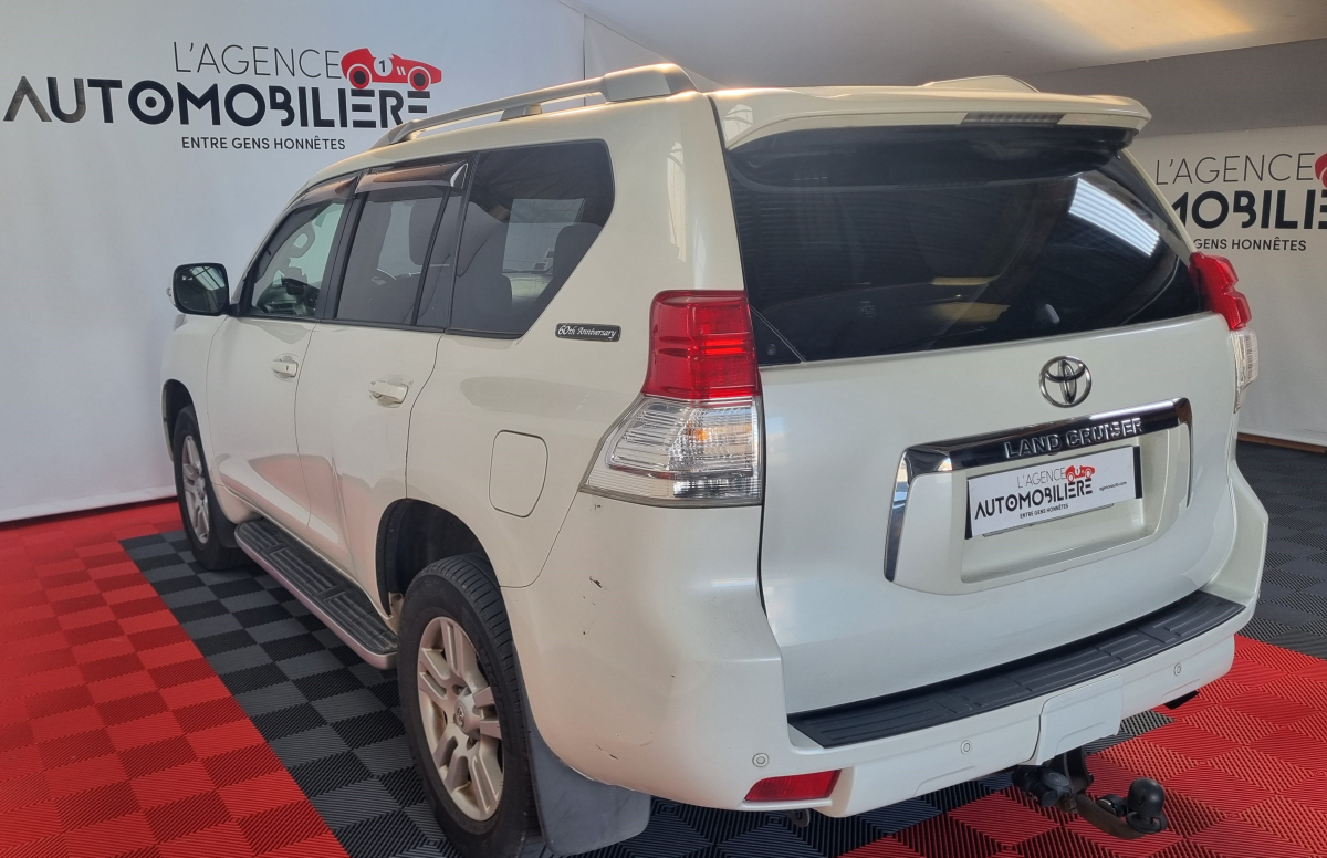 Toyota Land Cruiser — 6