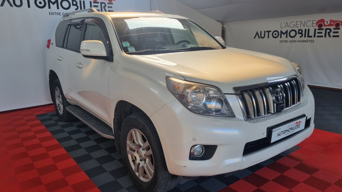 Toyota Land Cruiser — 3