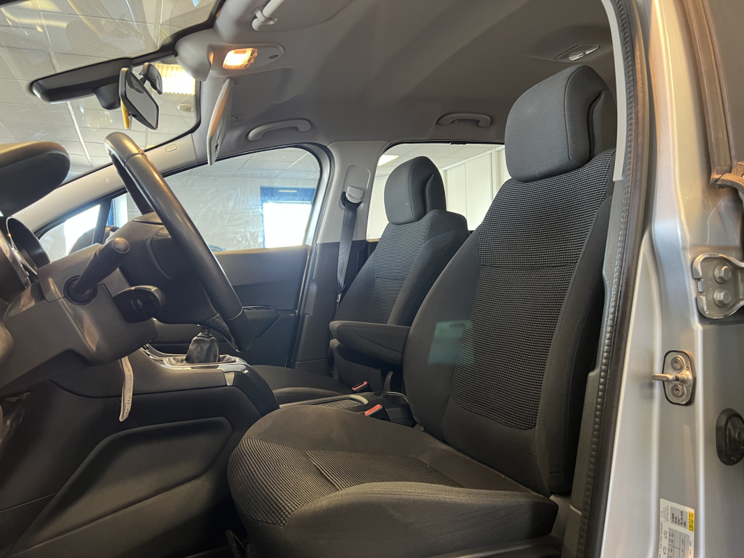 Peugeot 5008 — 7