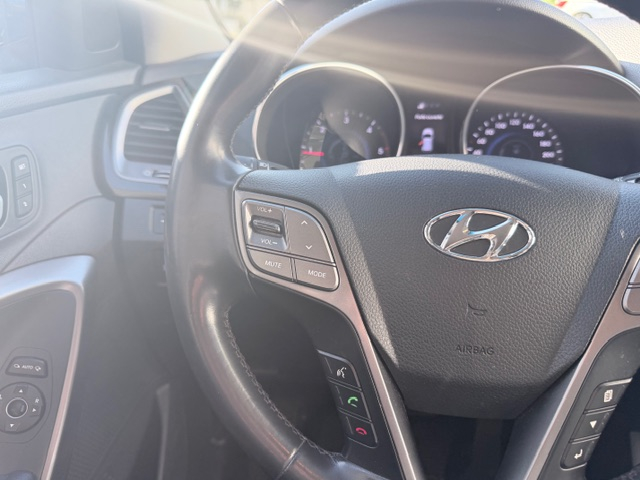 Hyundai Santa Fe — 9