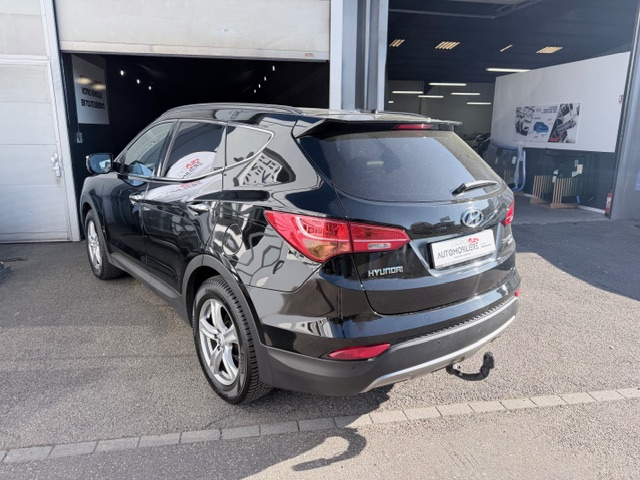Hyundai Santa Fe — 27