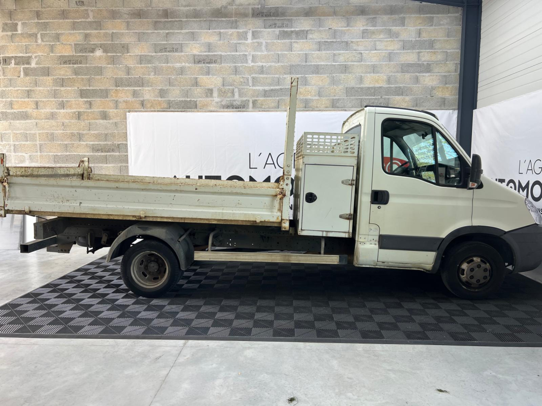 Iveco 35c15 — 13
