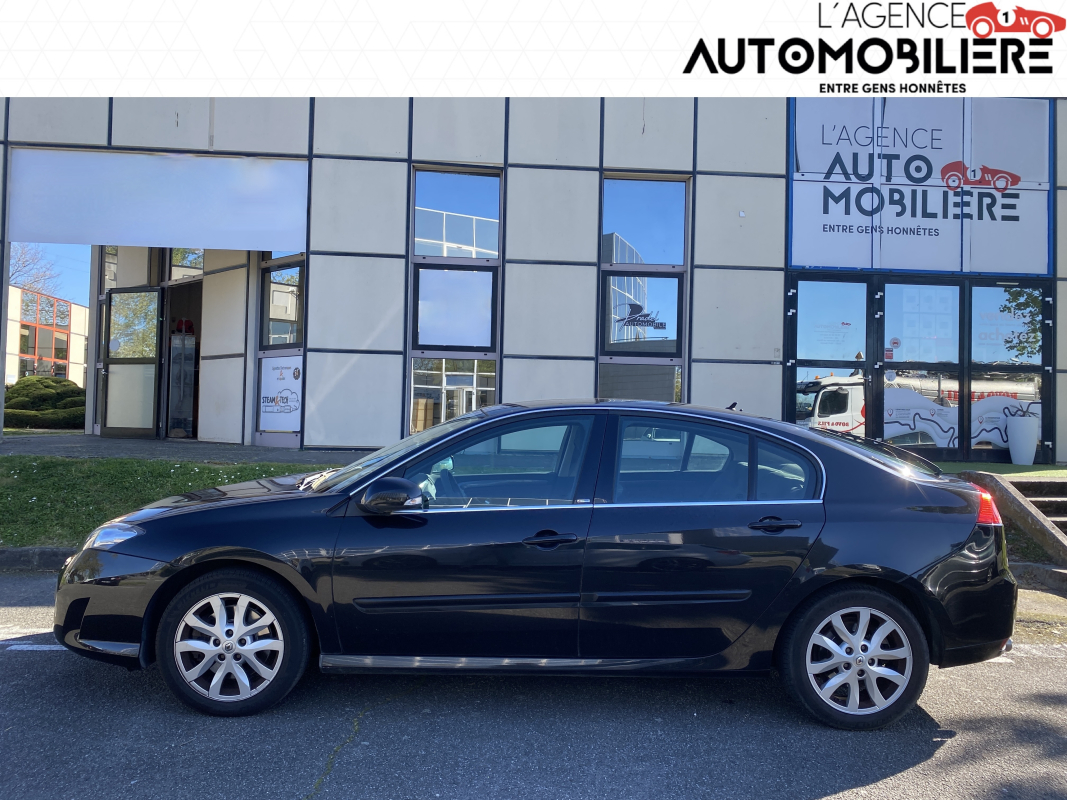 Renault Laguna — 6