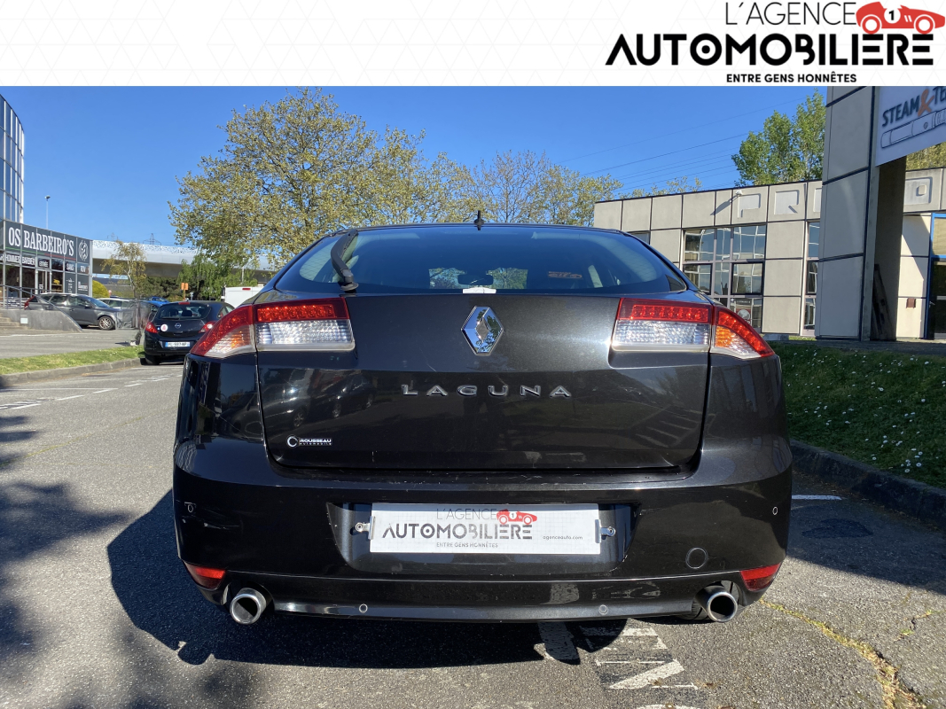 Renault Laguna — 4