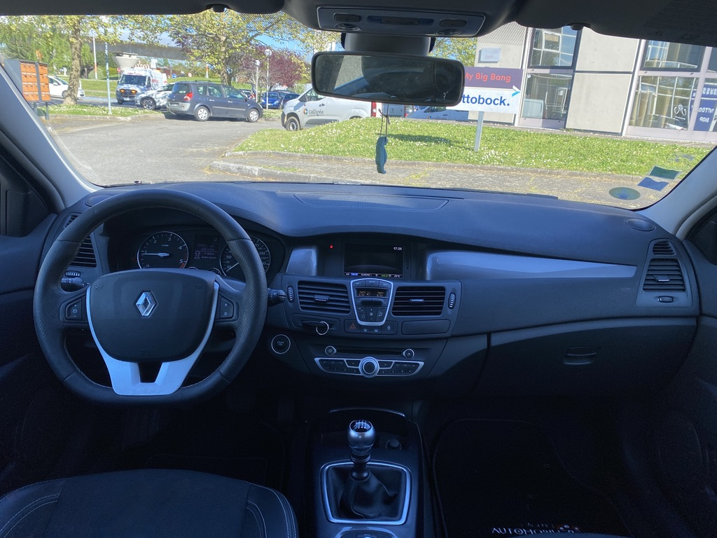 Renault Laguna — 11