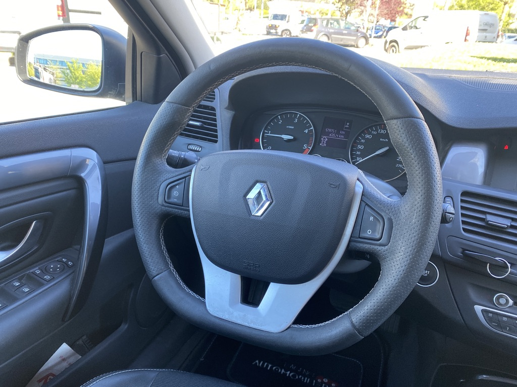 Renault Laguna — 16
