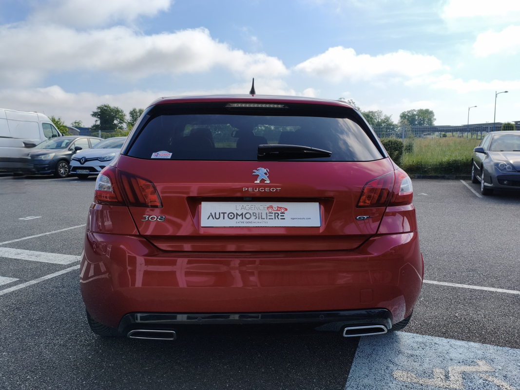 Peugeot 308 — 6
