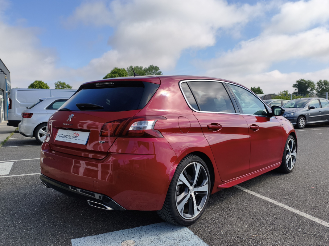Peugeot 308 — 7