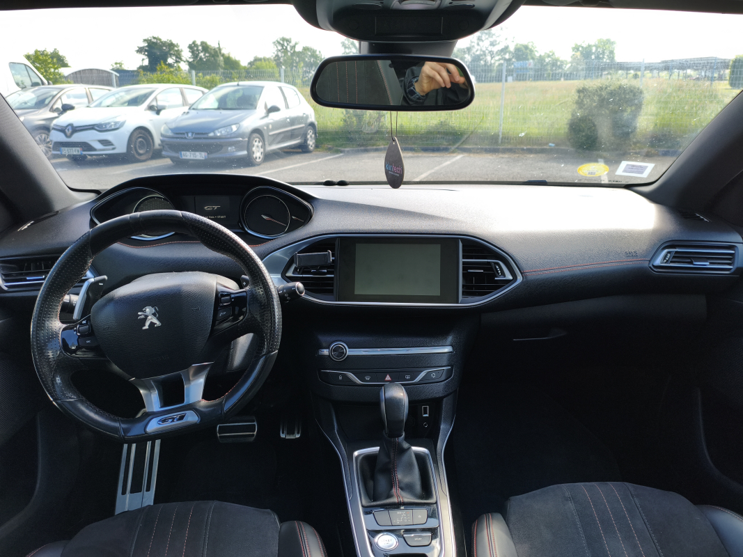 Peugeot 308 — 13