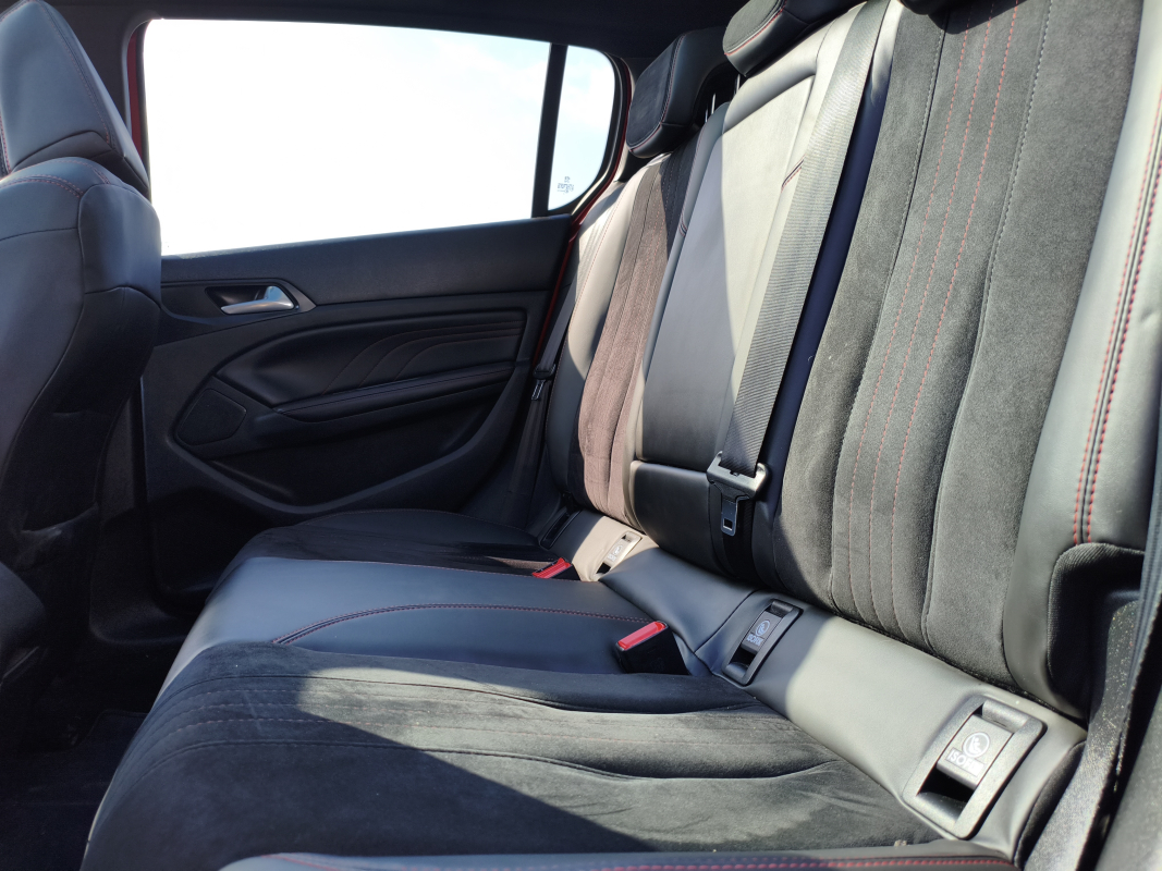 Peugeot 308 — 24