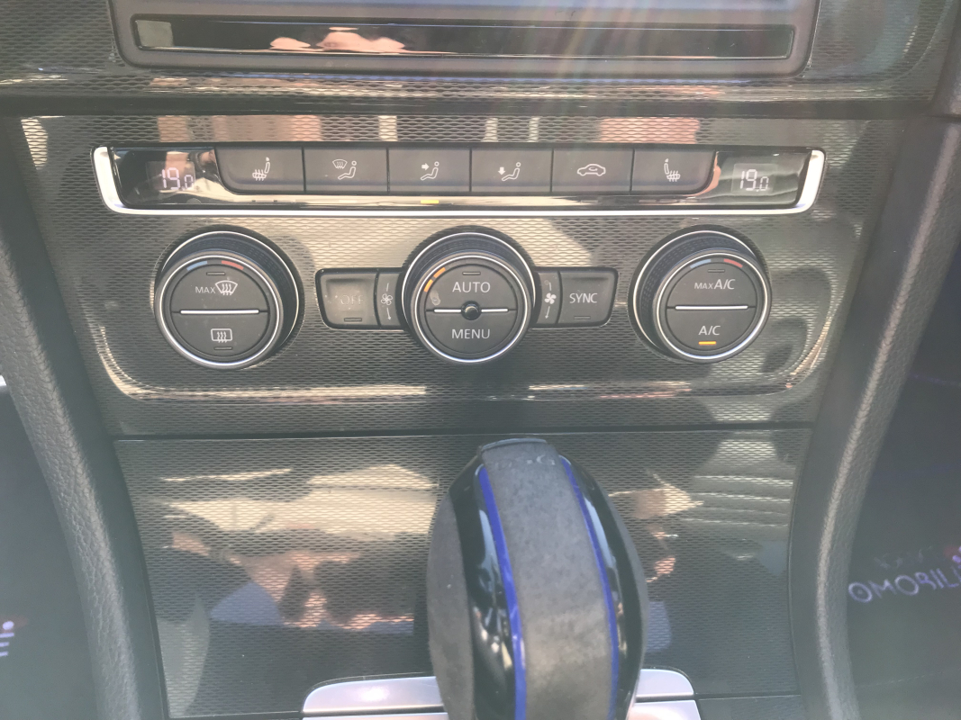 Volkswagen Golf — 15