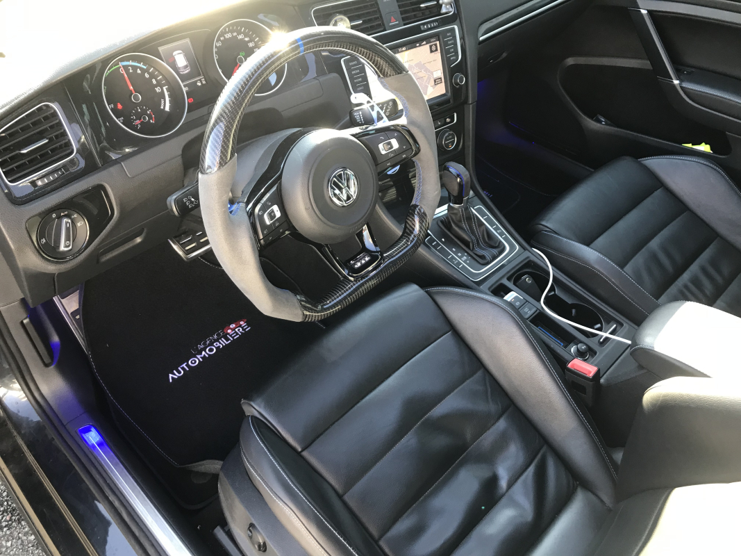 Volkswagen Golf — 22