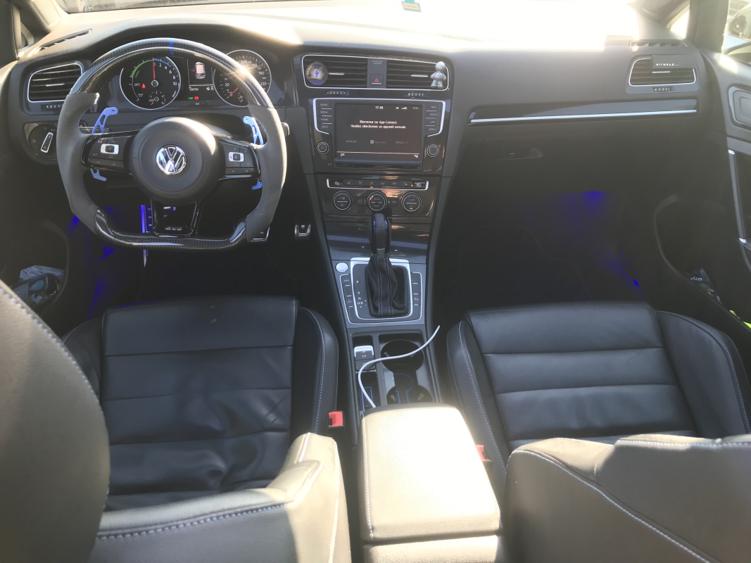 Volkswagen Golf — 10