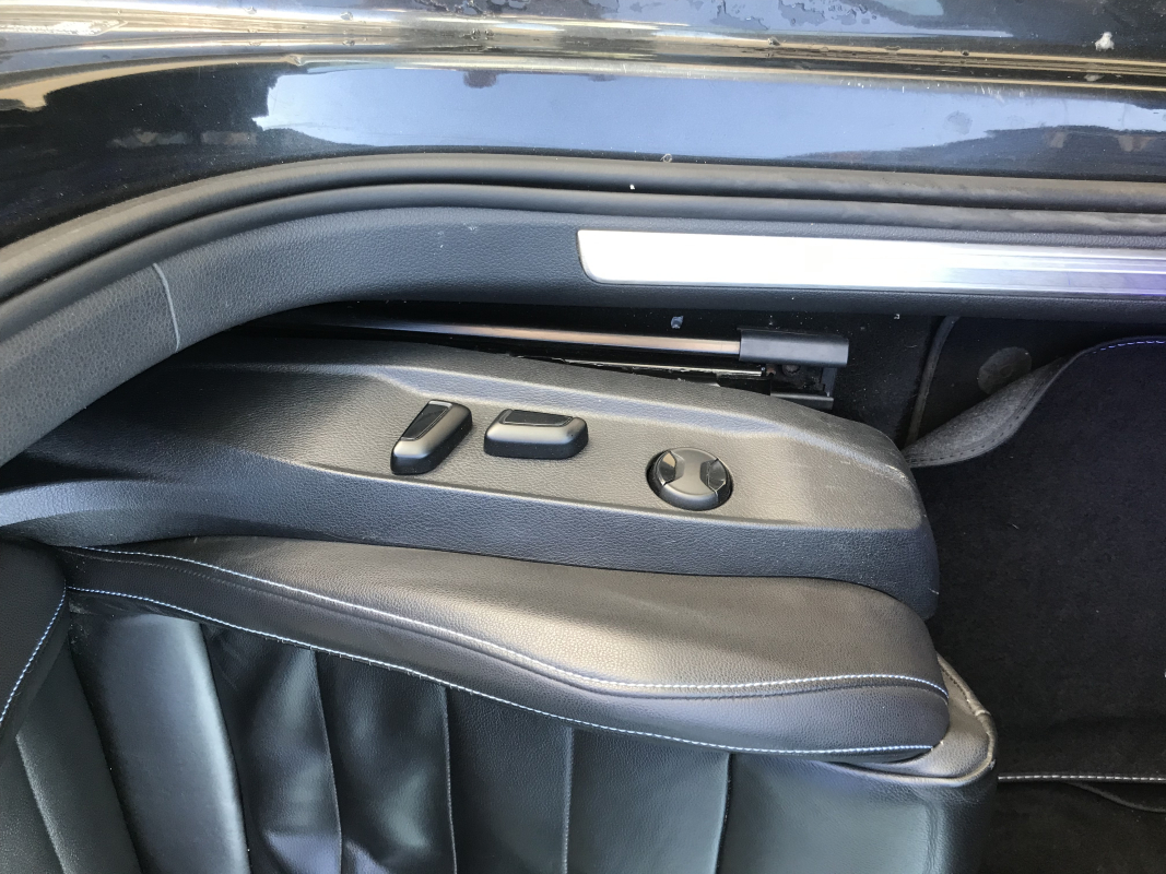 Volkswagen Golf — 21