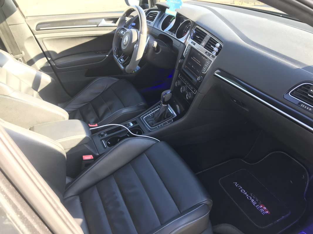 Volkswagen Golf — 9