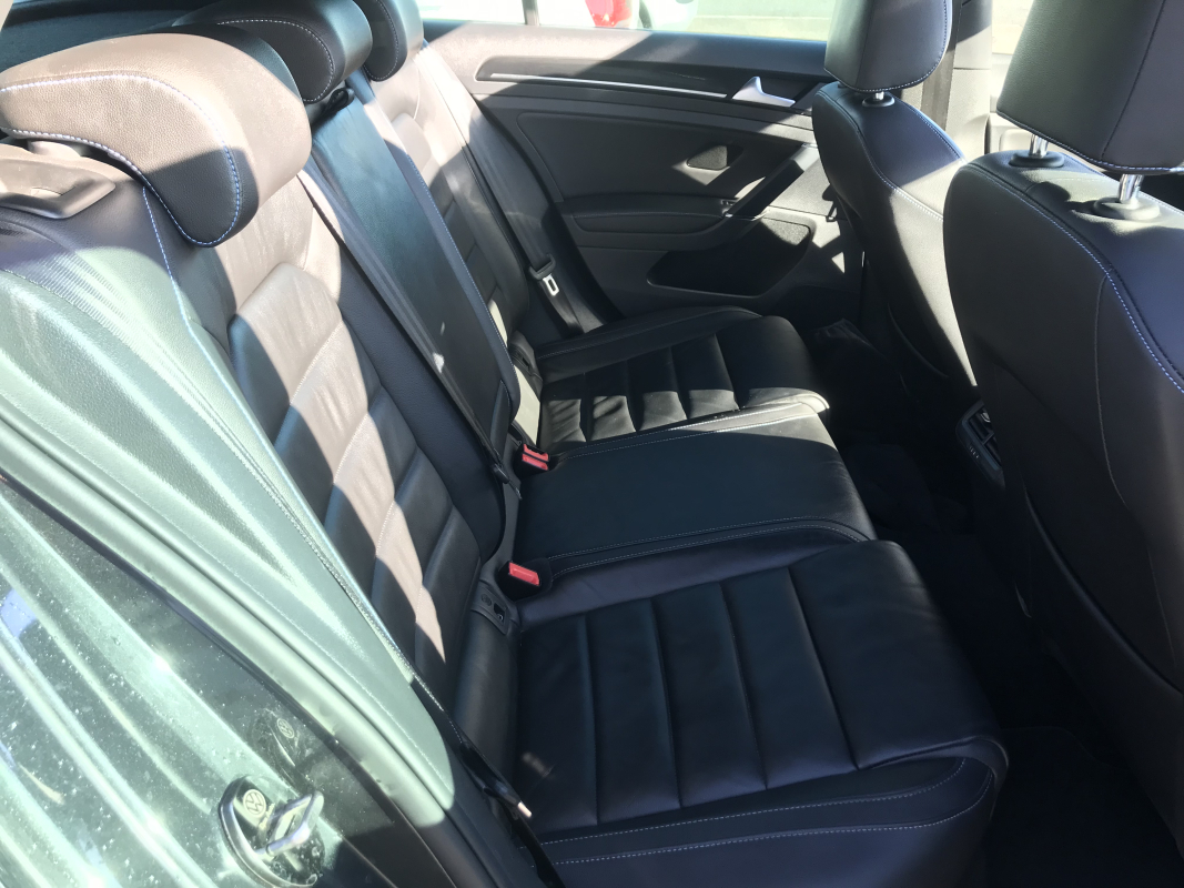 Volkswagen Golf — 31