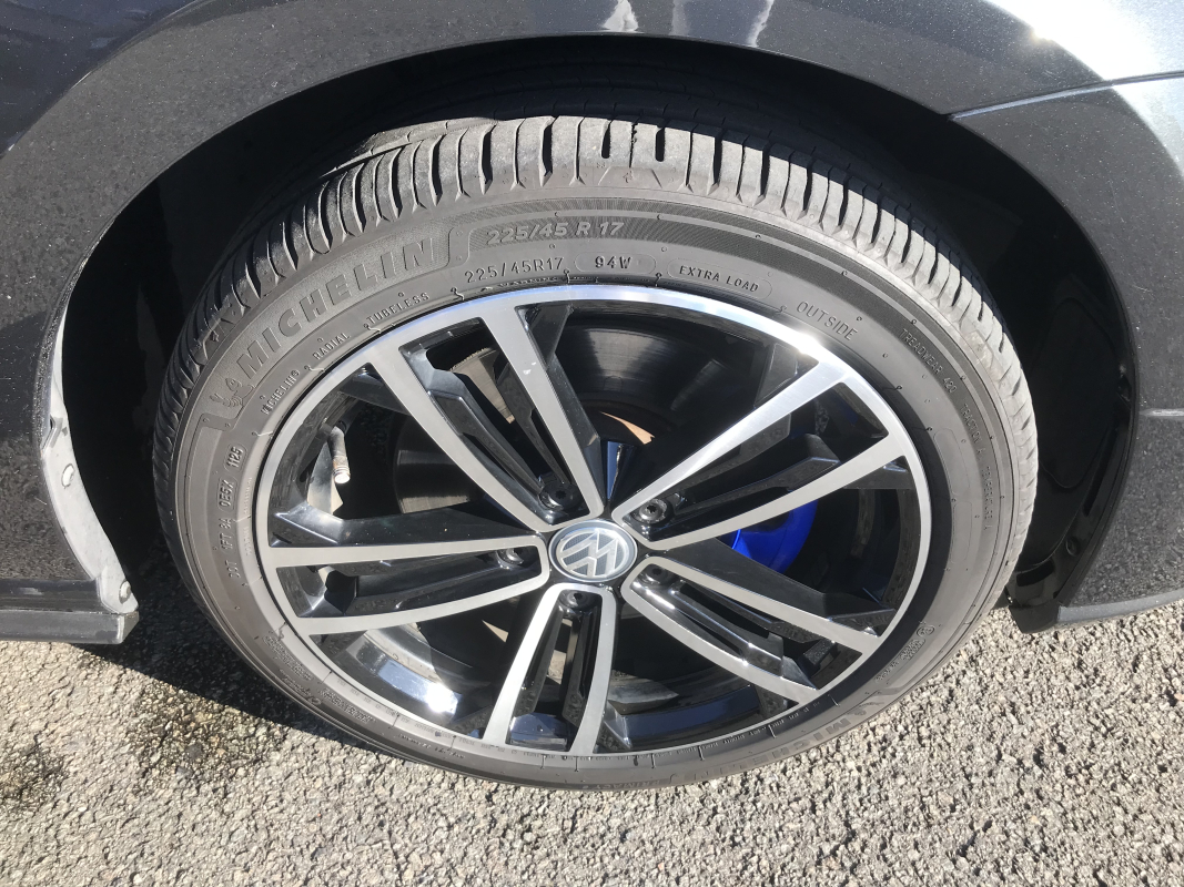 Volkswagen Golf — 36