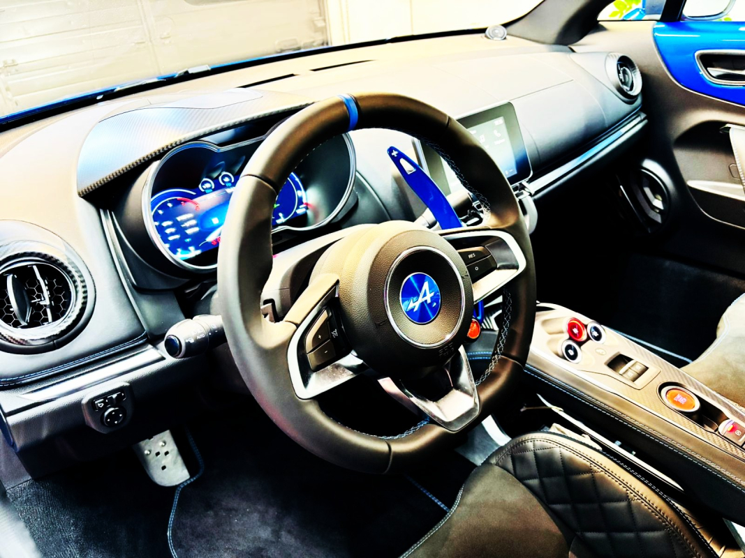 Alpine A110 — 11