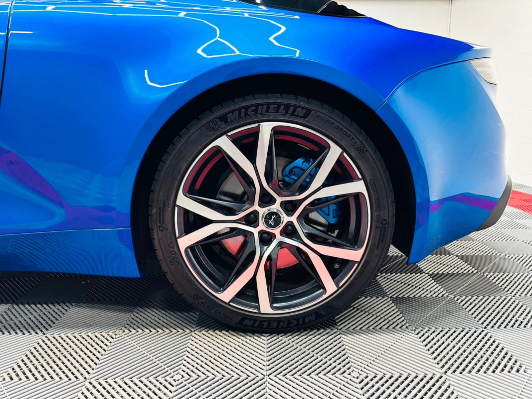 Alpine A110 — 19