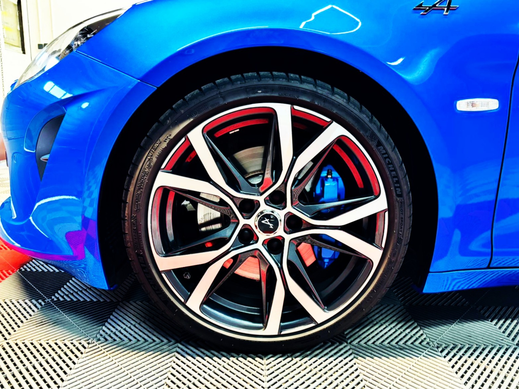 Alpine A110 — 22