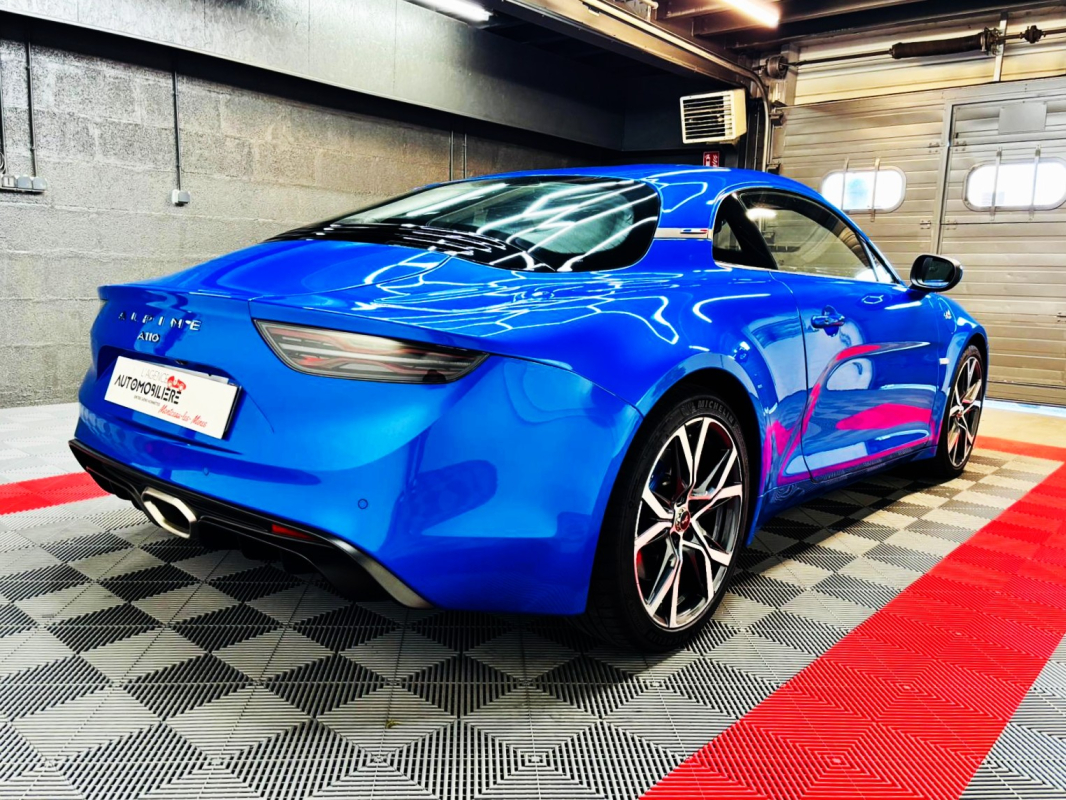 Alpine A110 — 5