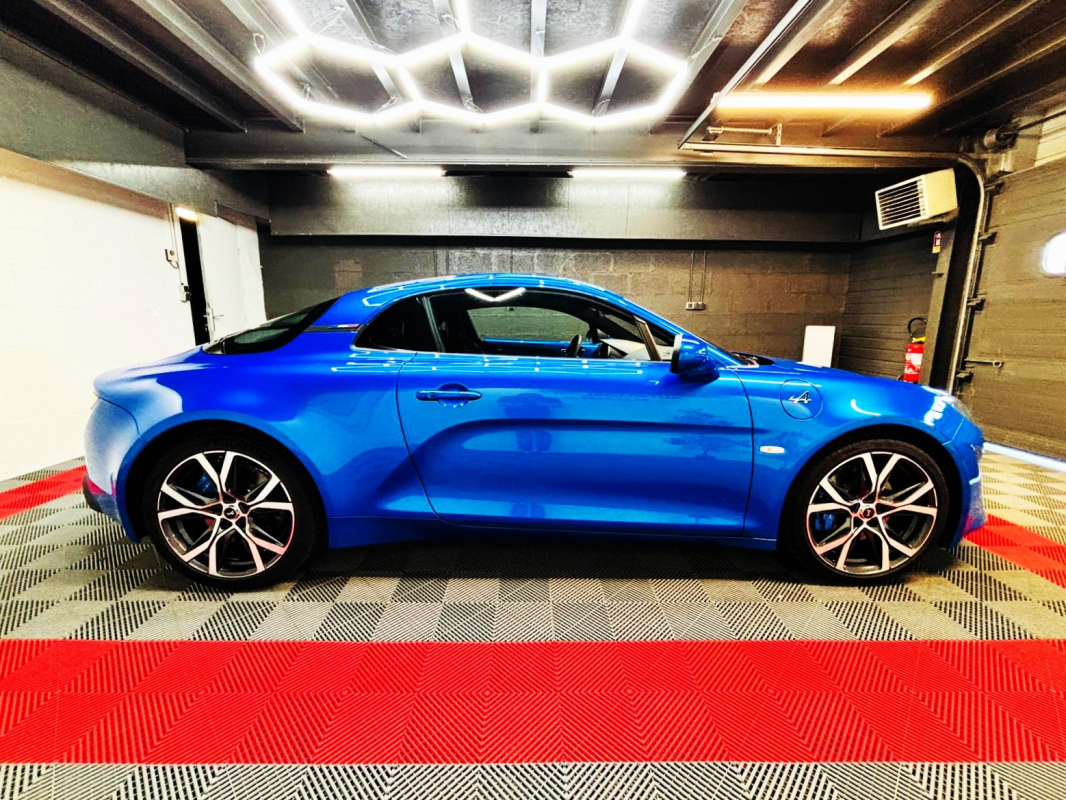 Alpine A110 — 4