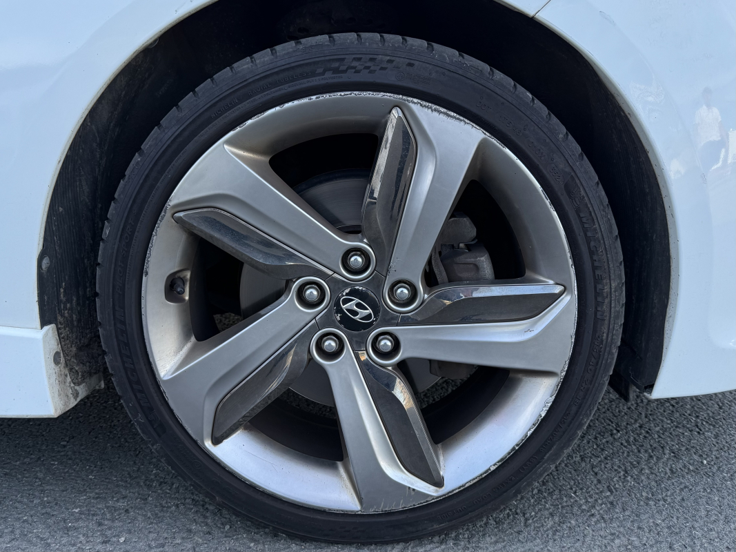 Hyundai Veloster — 36
