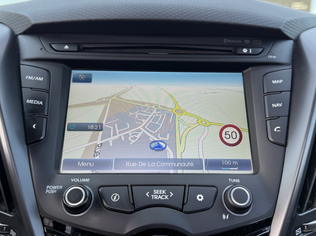 Hyundai Veloster — 23