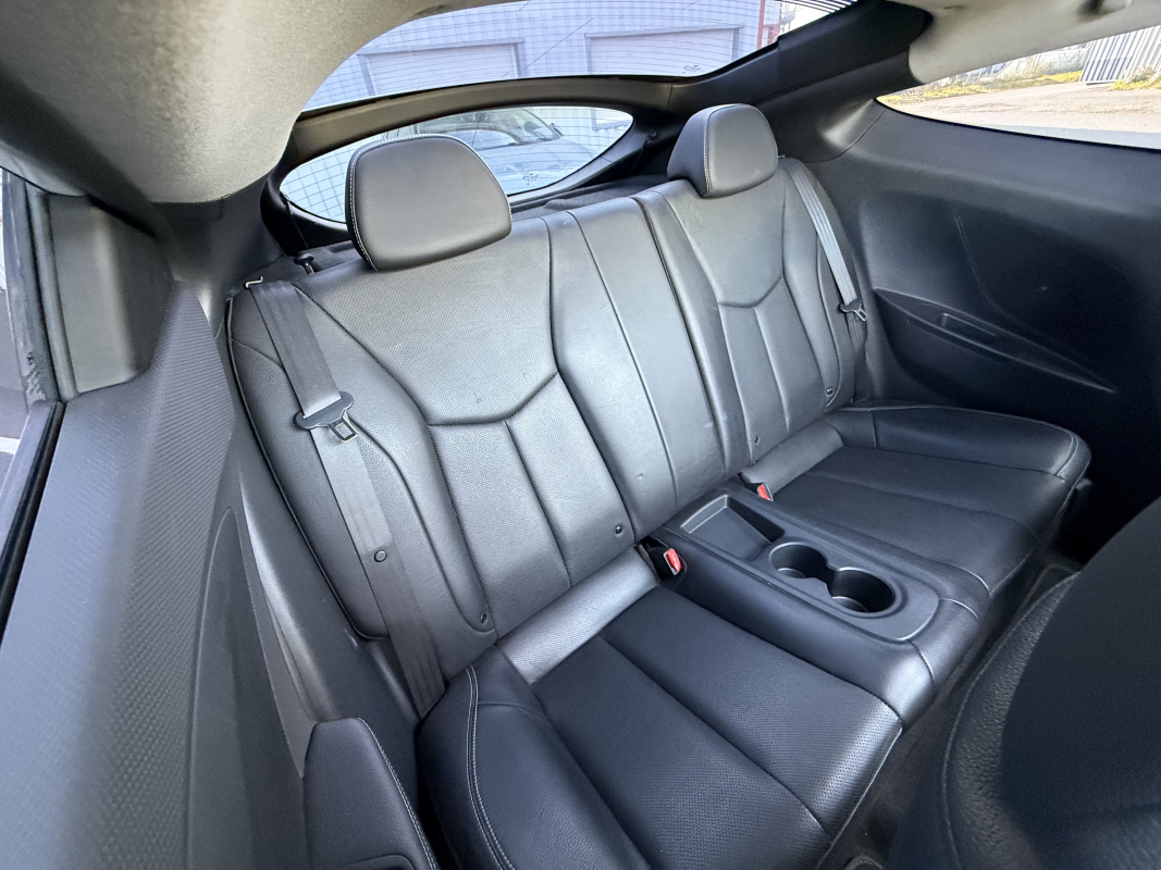 Hyundai Veloster — 14