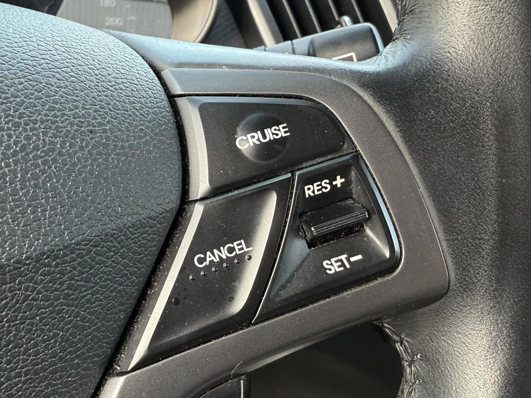 Hyundai Veloster — 28