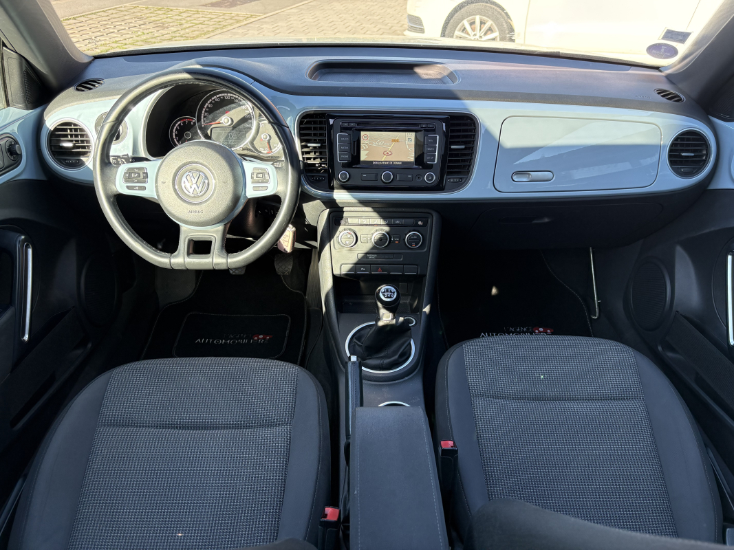 Volkswagen Coccinelle — 11