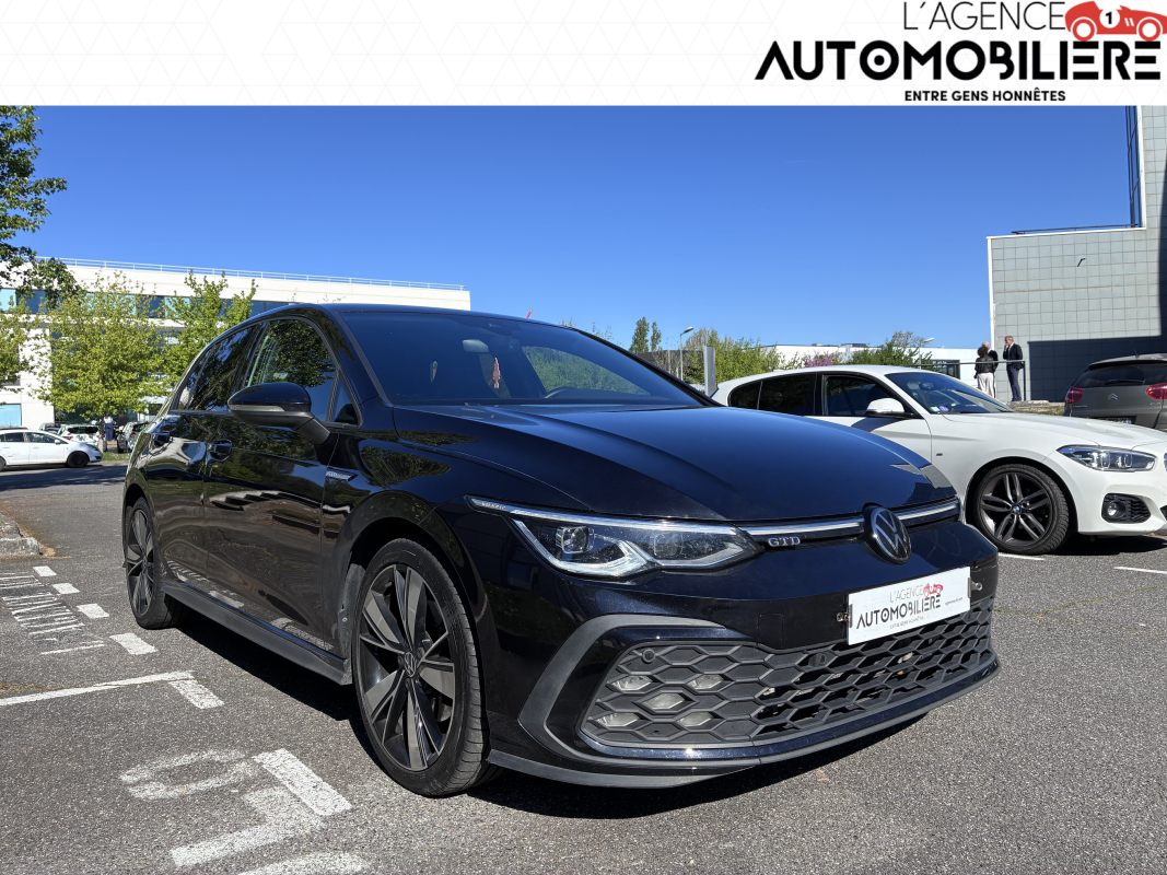Volkswagen Golf — 6
