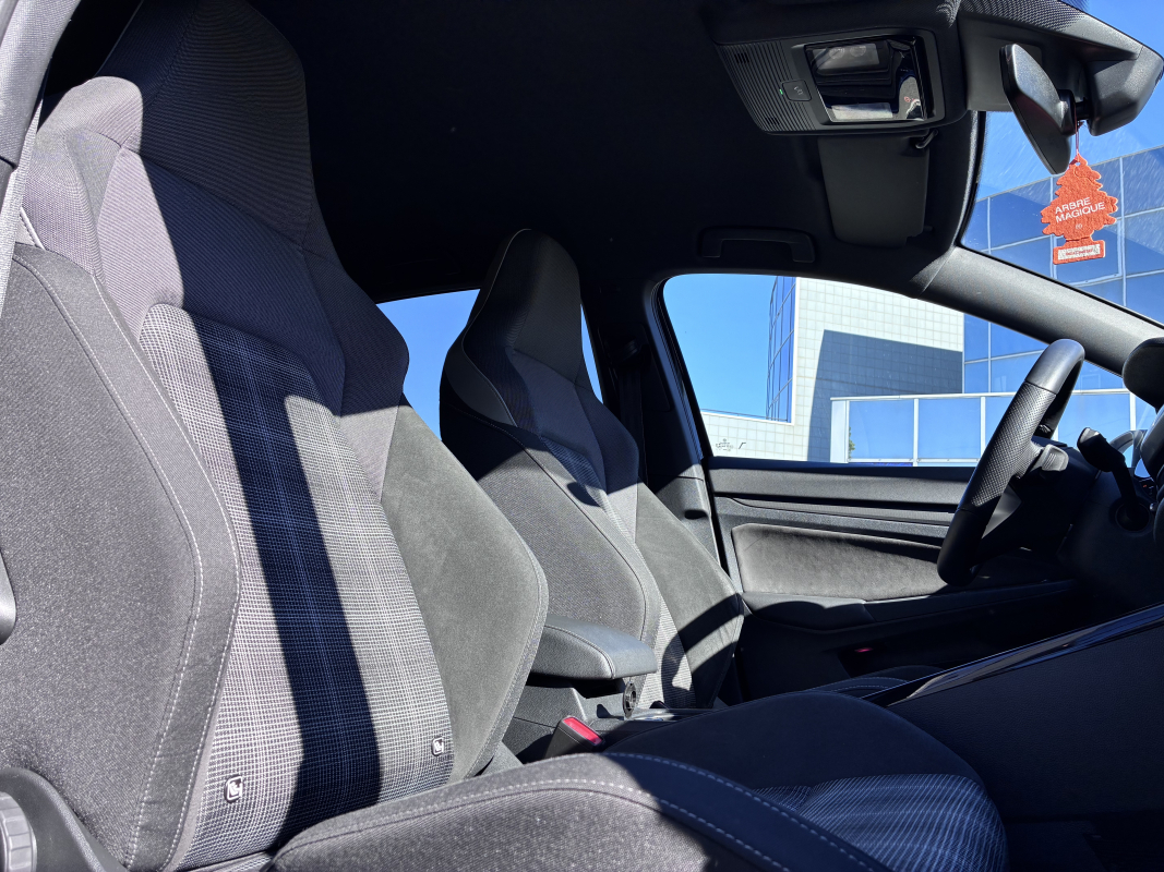 Volkswagen Golf — 13