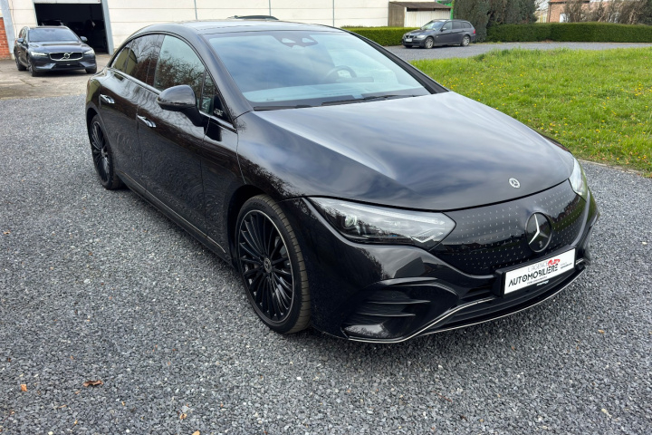 Mercedes EQE