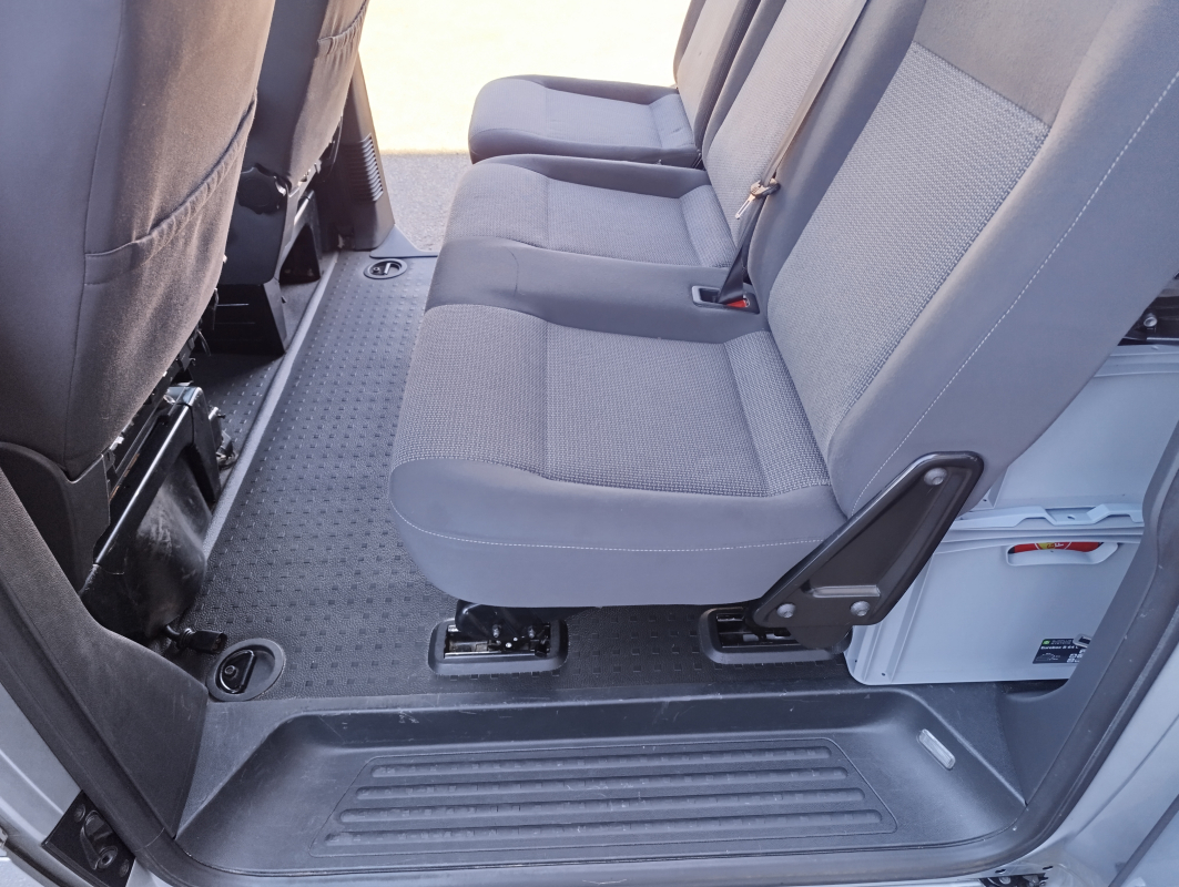 Volkswagen T5 — 23