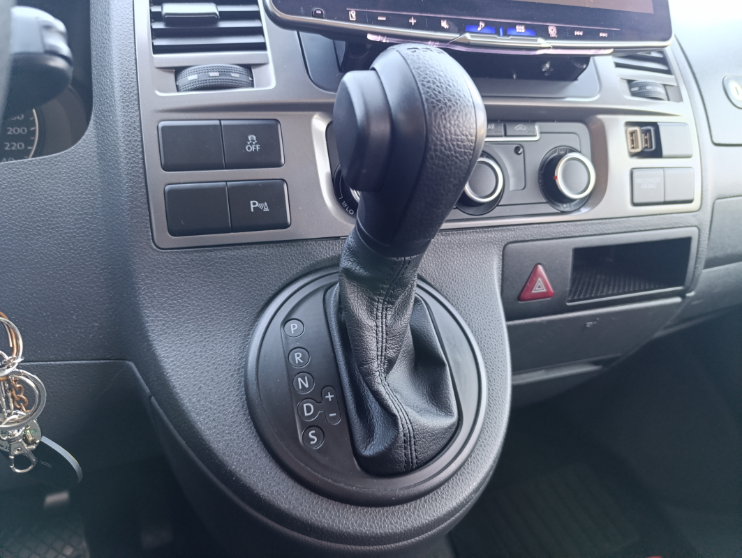 Volkswagen T5 — 30