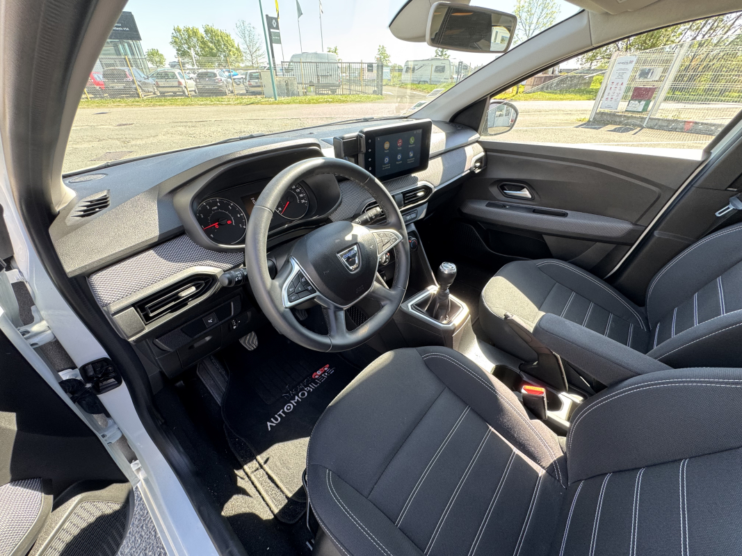 Dacia Sandero — 9