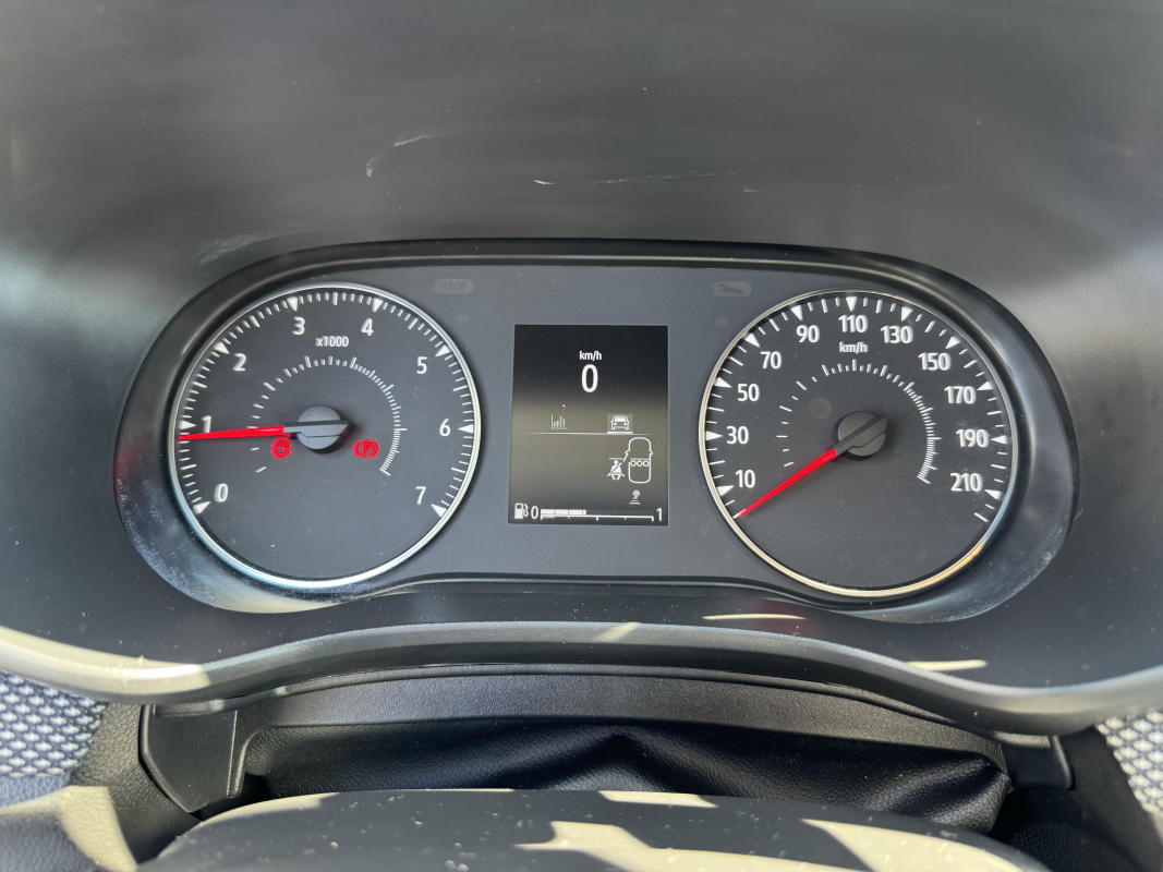 Dacia Sandero — 18