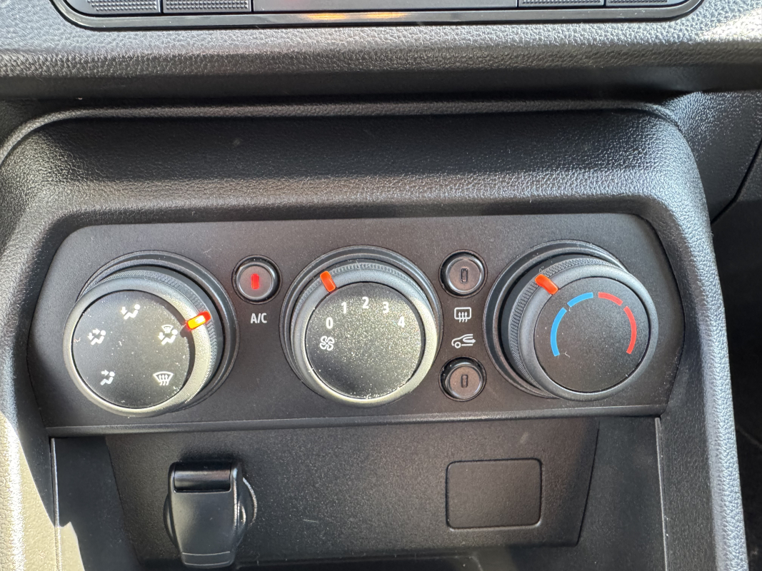 Dacia Sandero — 21