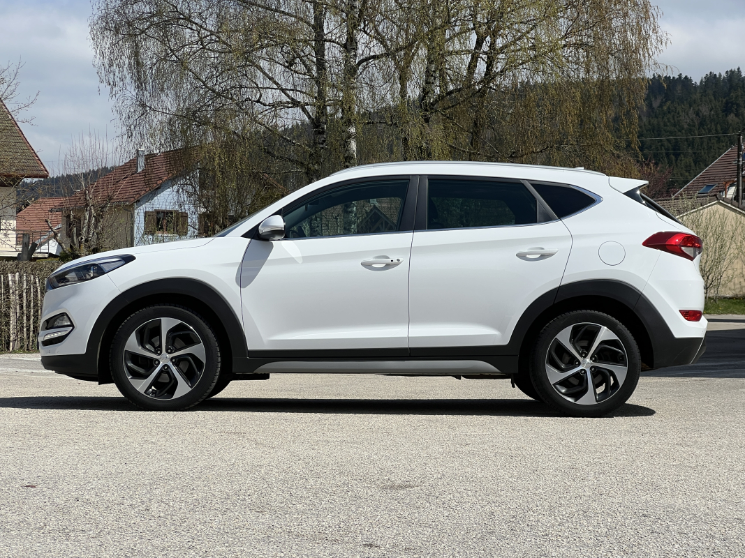 Hyundai Tucson — 2
