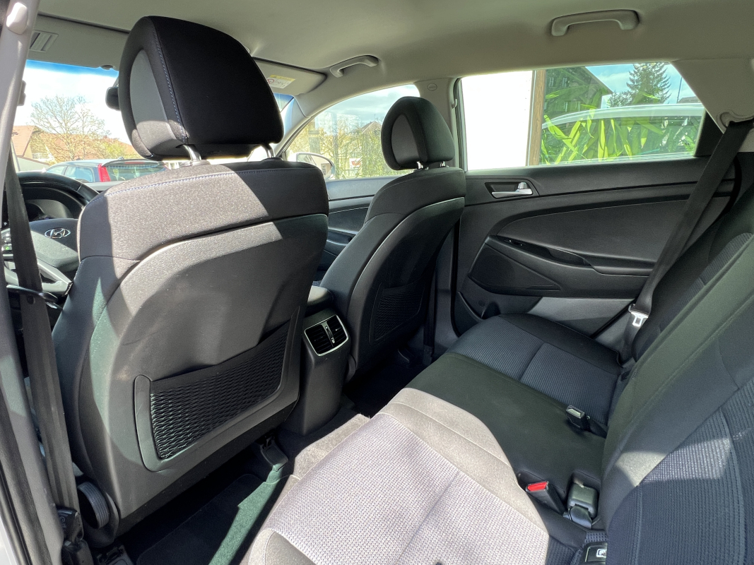 Hyundai Tucson — 33